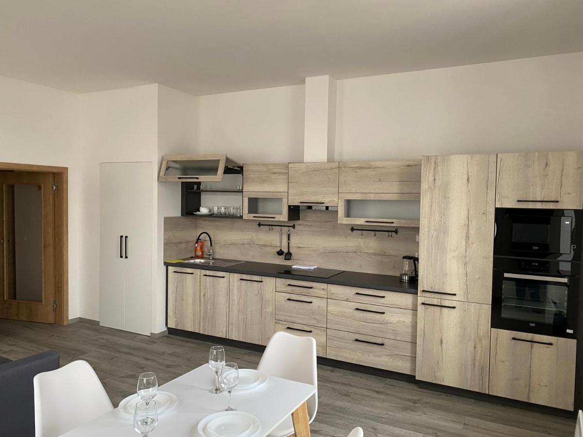 Ferienwohnung Klicperovo 3Kk Hradec Králové Exterior foto